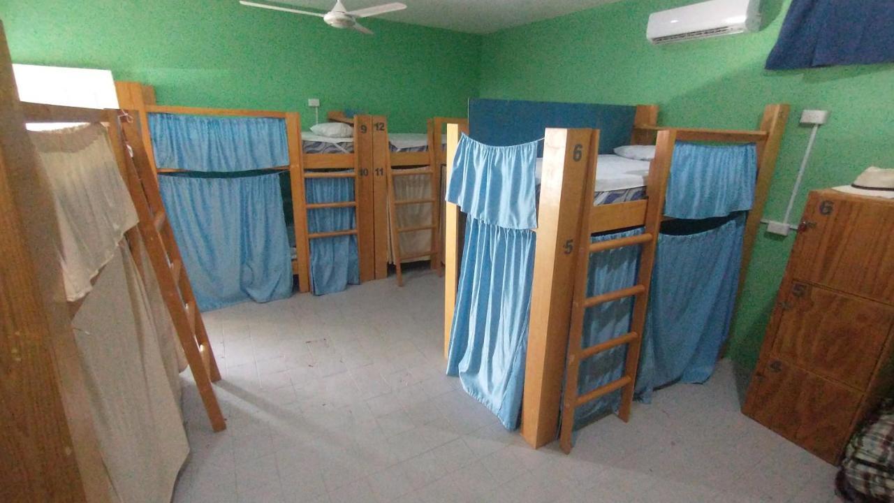 Blue Magic Hostel โกซูเมล ภายนอก รูปภาพ